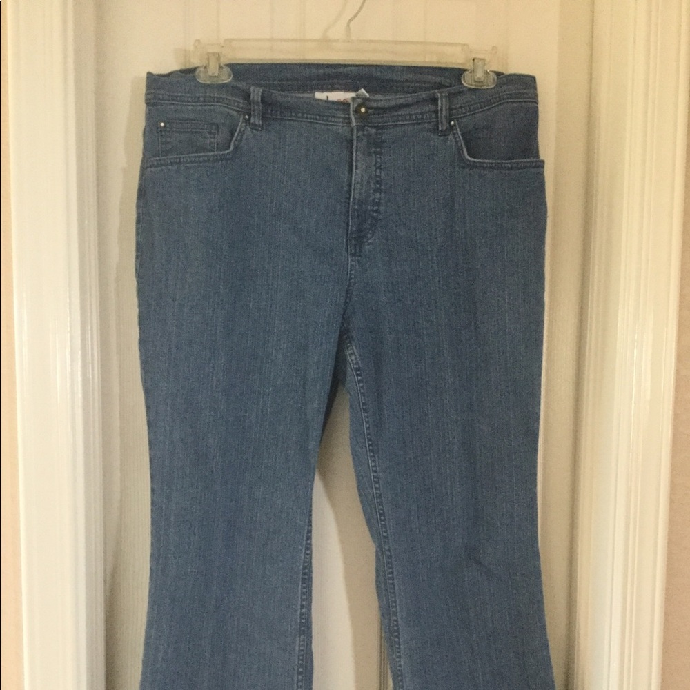 Ladies Denim & Co jeans